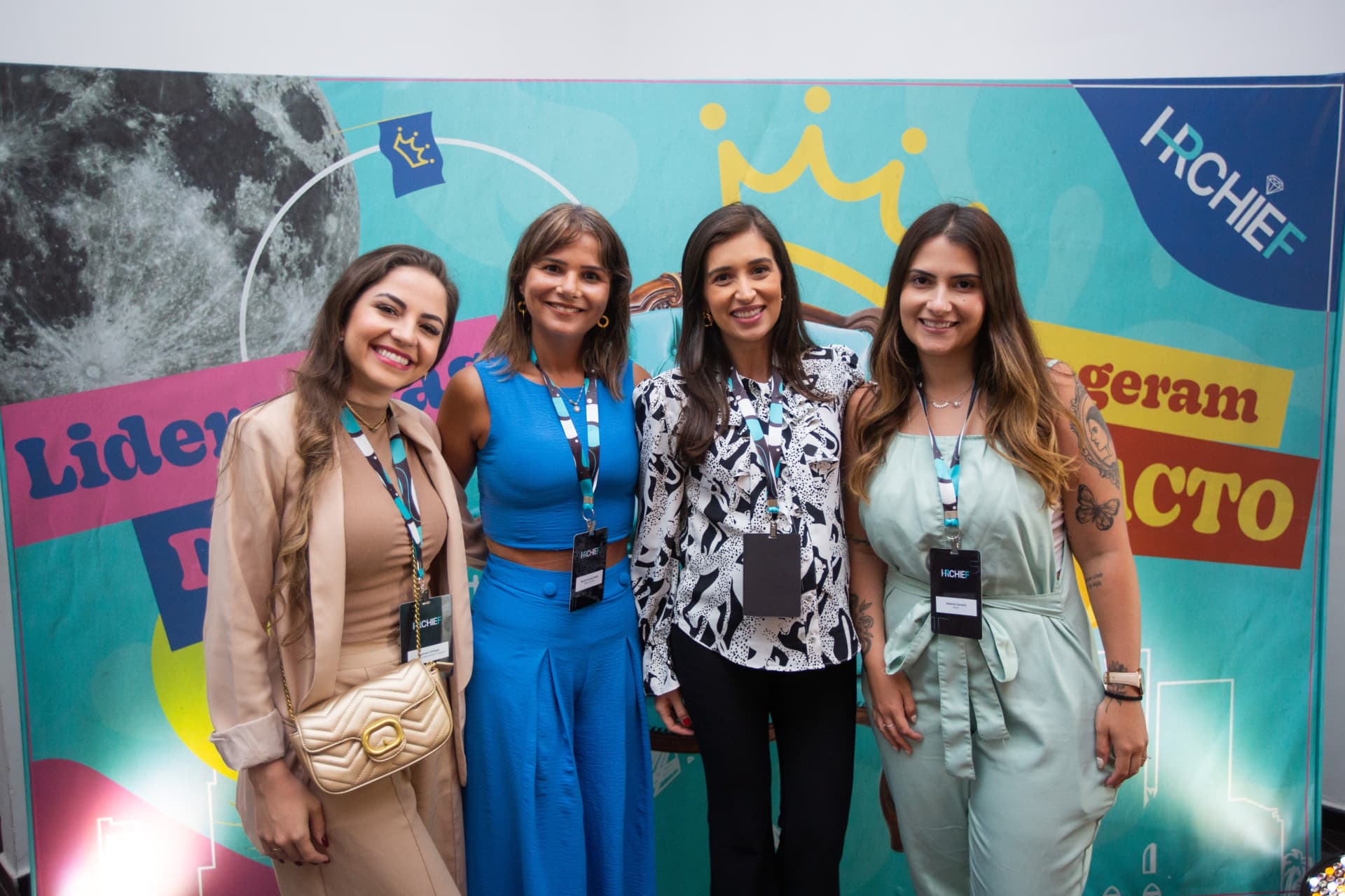 Profissionais de RH juntas na People Academy